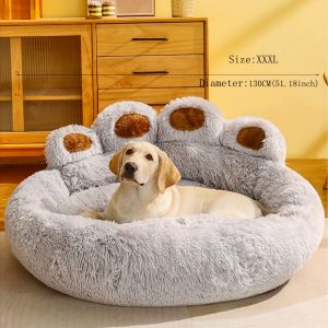 Cozy Plush Pet Bed for Cats and Dogs - Winter Warmth for Your Furry Friend